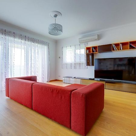 Seafront Apartment In Sliema With Pool, Upmarket Complex Εξωτερικό φωτογραφία